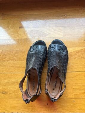 Tamaris Black Laser-Cut Peep-Toe Slingback Mules